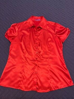 Women's Red Satin Short-Sleeve Button Front Blouse